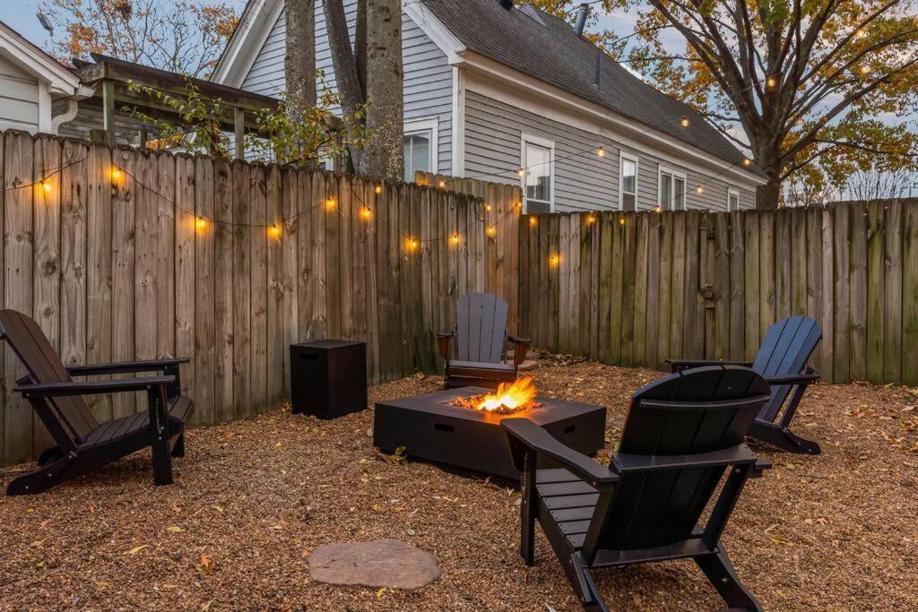 Large Historical W/ Fire Pit, Chef Kitchen. Villa