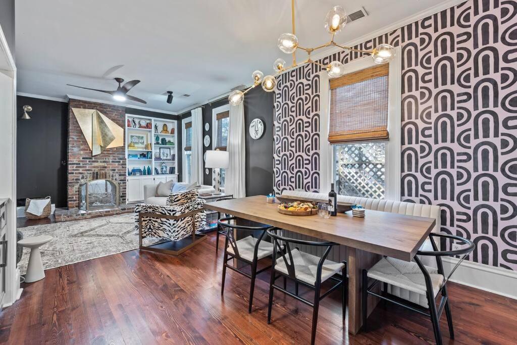 Villa Large Historical W/ Fire Pit, Chef Kitchen. Memphis