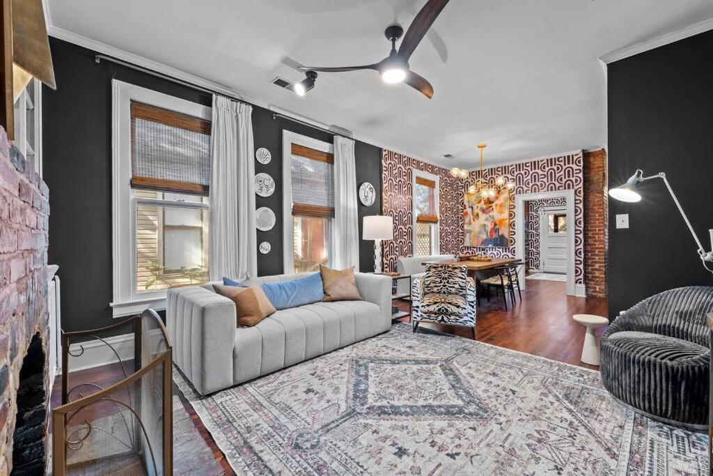 Villa Large Historical W/ Fire Pit, Chef Kitchen. *